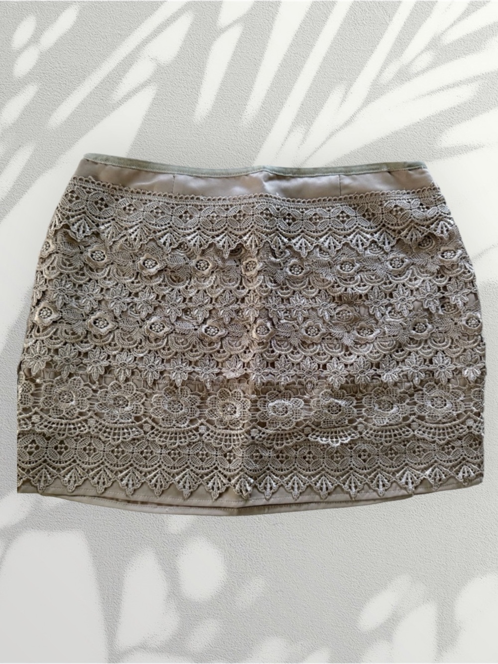 VINTAGE RARE Sans Souci Floral Lace Mini Skirt ✨